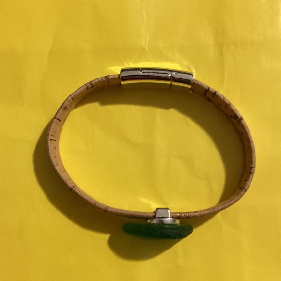 Handmade Cork Bracelet with Sea-Glass and Magnetic Fasten, Size 7 - Picture 2 of 4